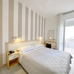 Szálloda Aura Living Rimini